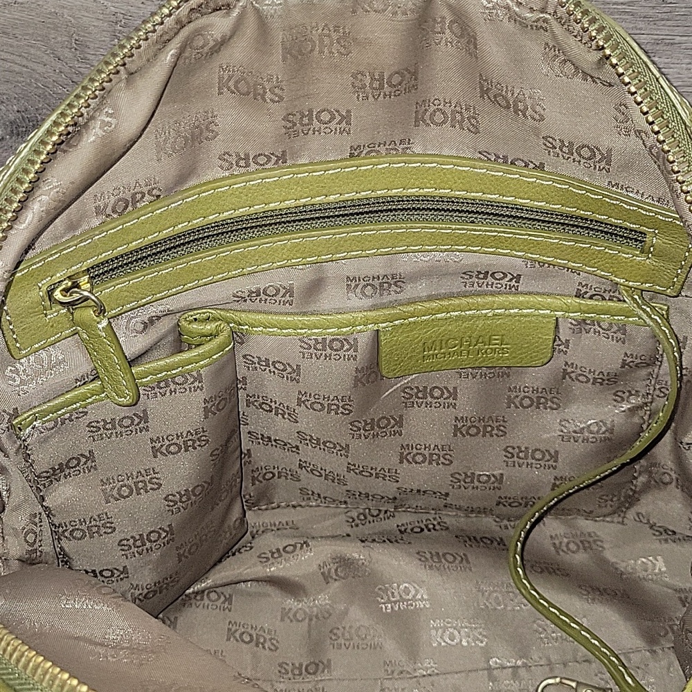 Michael Kors Olive Green Leather Handbag with Gold Hardware - Picture 14 of 15